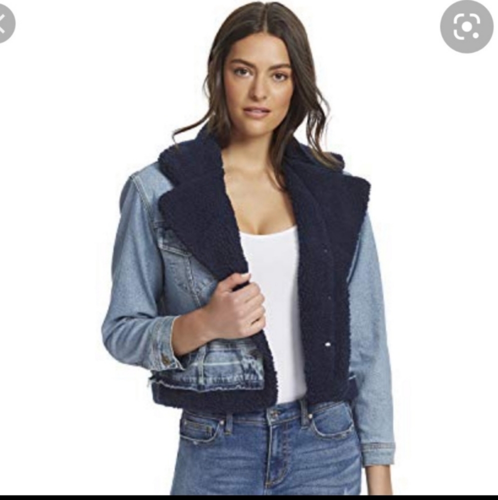 Ella moss mix material jean jacket. Small